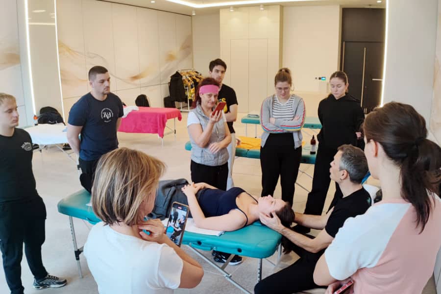 Edukacija masaže Kako pretvoriti dodir u novu karijeru (1)